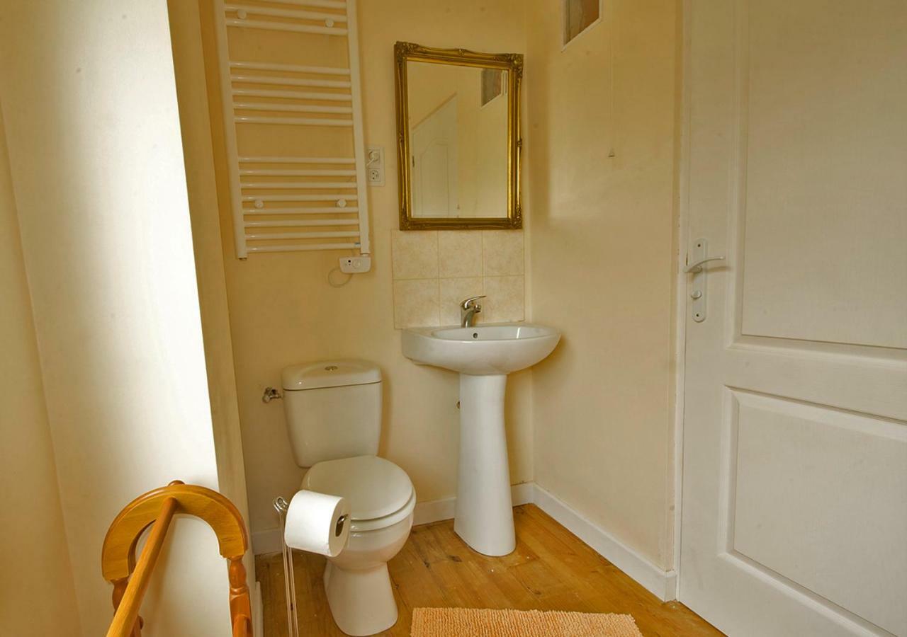 Auberge Le Canard Qui Rit Plélauff エクステリア 写真